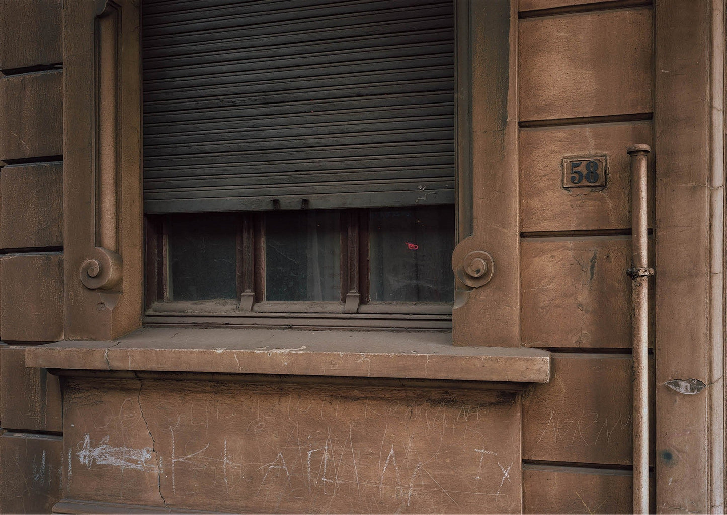 4100 Duisburg [Signed]