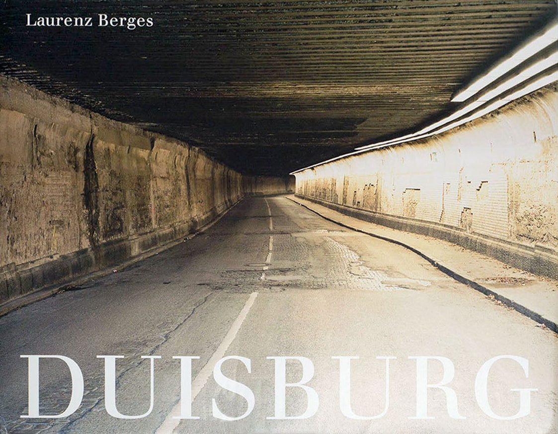 4100 Duisburg [Signed]
