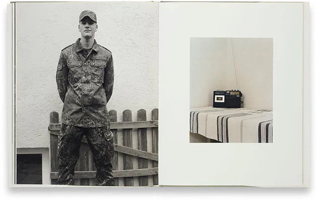 初版Neighbors / Nachbarn Collier Schorr Neighbors Nachbarn – Kominek