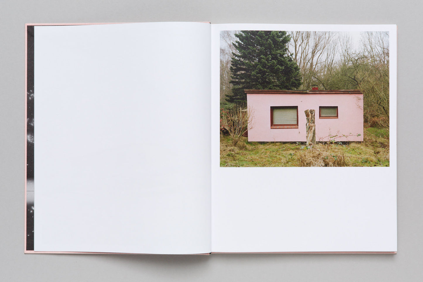Behelfsheim [Signed]